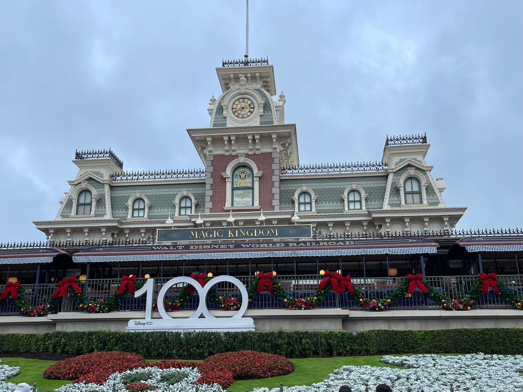 The Dream Behind Walt Disney World: From Concept to&nbsp;Reality